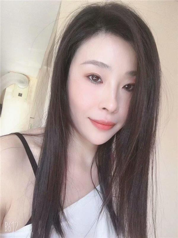 极媚极Sao，超会勾引男人，你想要的姿势她都有！